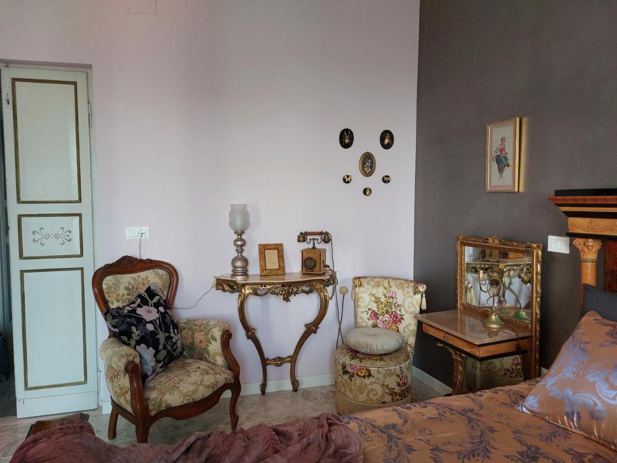 Bed And Breakfast La Pecora Rosa Sant'Omero エクステリア 写真