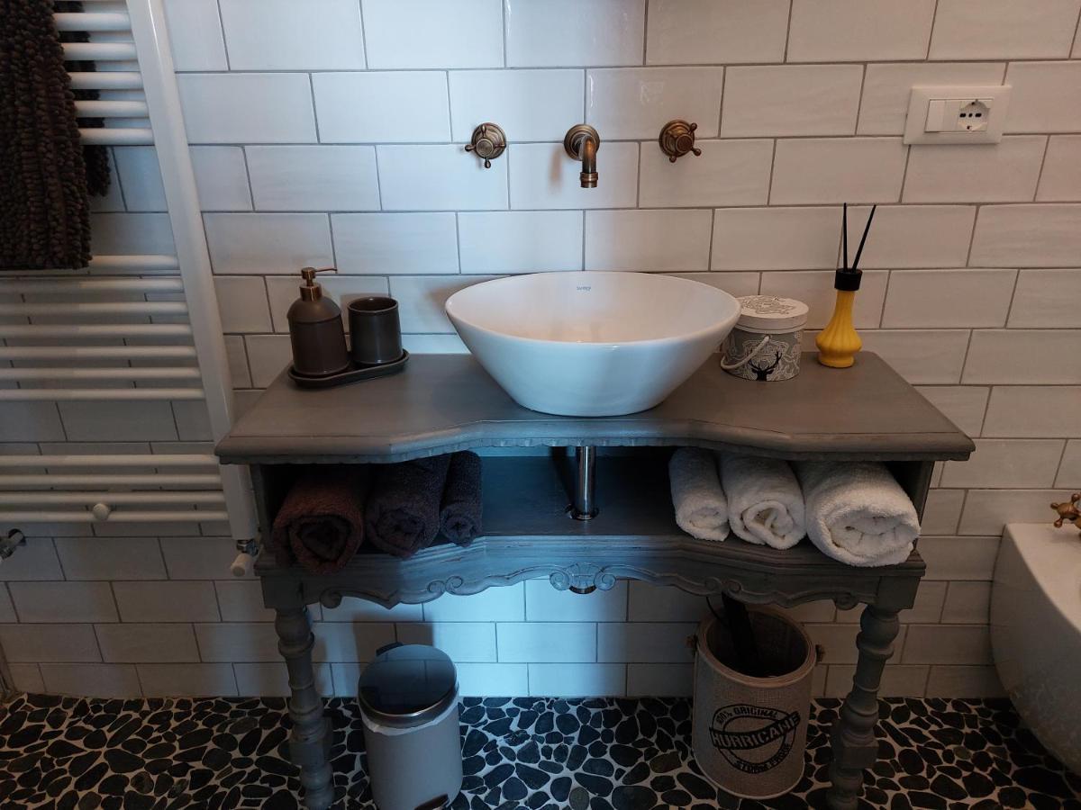 Bed And Breakfast La Pecora Rosa Sant'Omero エクステリア 写真